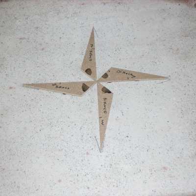 09 LA BRINDISINA Kompassrose CIMG1371